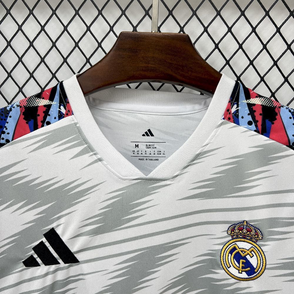 Camisola Real Madrid CF 2025-26 Pre-Match Versão Adepto