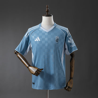 Camisola Granada CF 2025-26 Alternativa Azul Versão Adepto