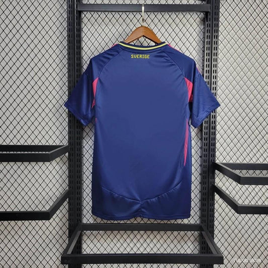 Camisola Suecia 2024 Alternativa Azul Versão Adepto