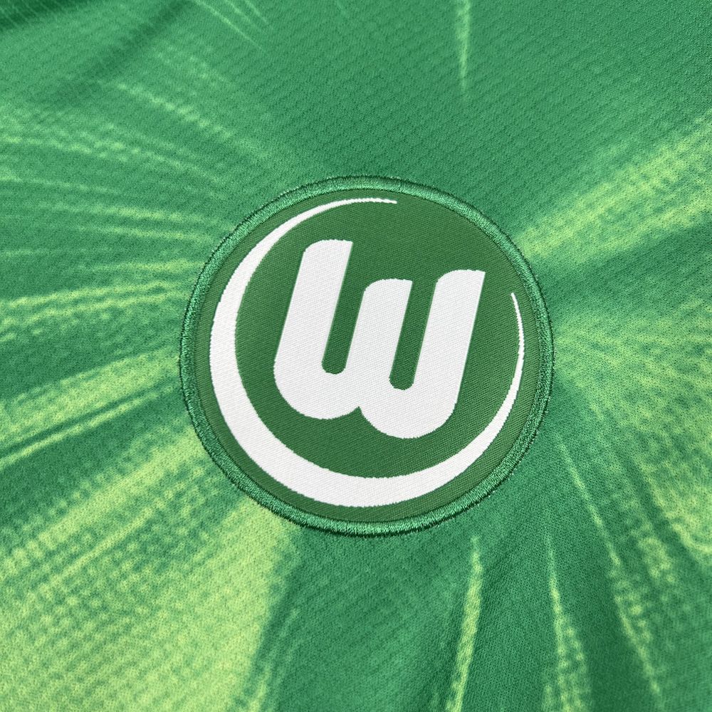Camisola VfL Wolfsburg 2025-26 Principal Versão Adepto