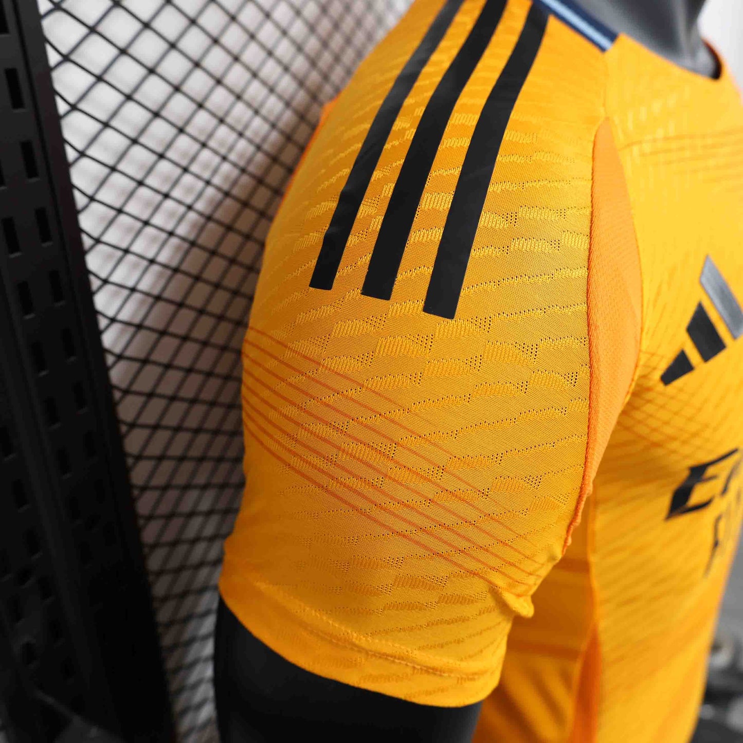 Camisola Real Madrid CF 2024-25 Alternativa Laranja Versão Jogador