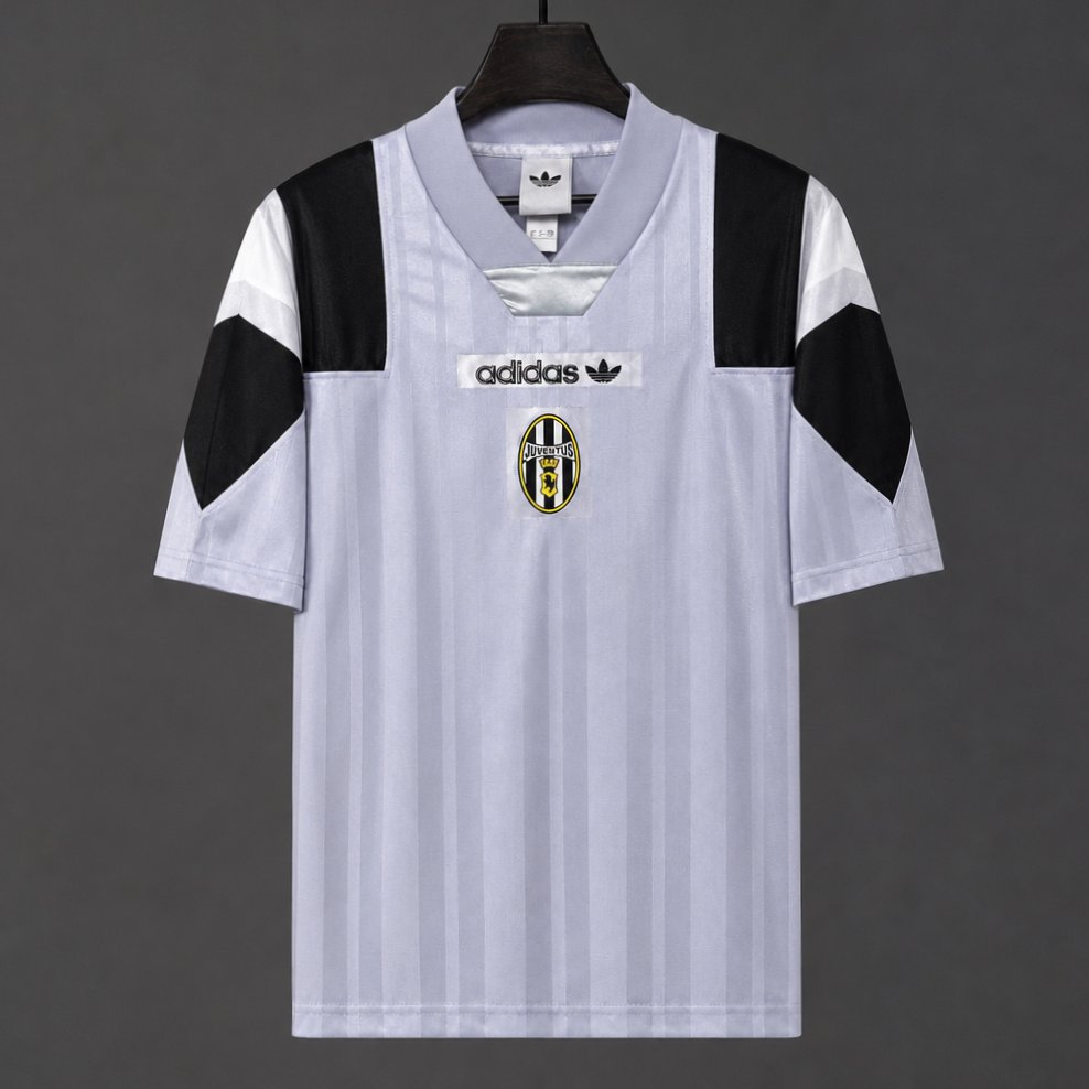 Camisola Juventus FC 2026-27 Edição EQT Versão Adepto