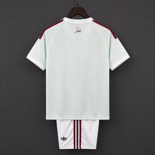 Kit Criança Qatar 2026 Alternativo Branco