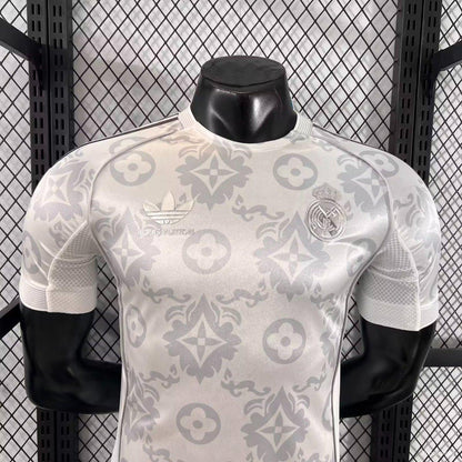 Camisola Real Madrid CF 2025-26 Edição LV Versão Jogador