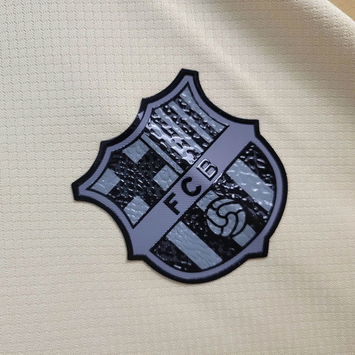 Camisola FC Barcelona 2025-26 Alternativa Amarela Versão Mulher