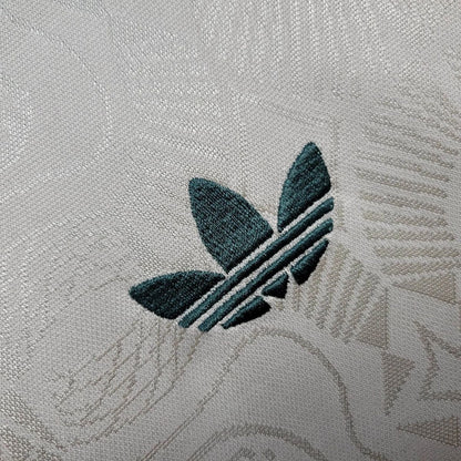 Camisola FC Bayern Munique 2025-26 Edição Oktoberfest Versão Adepto