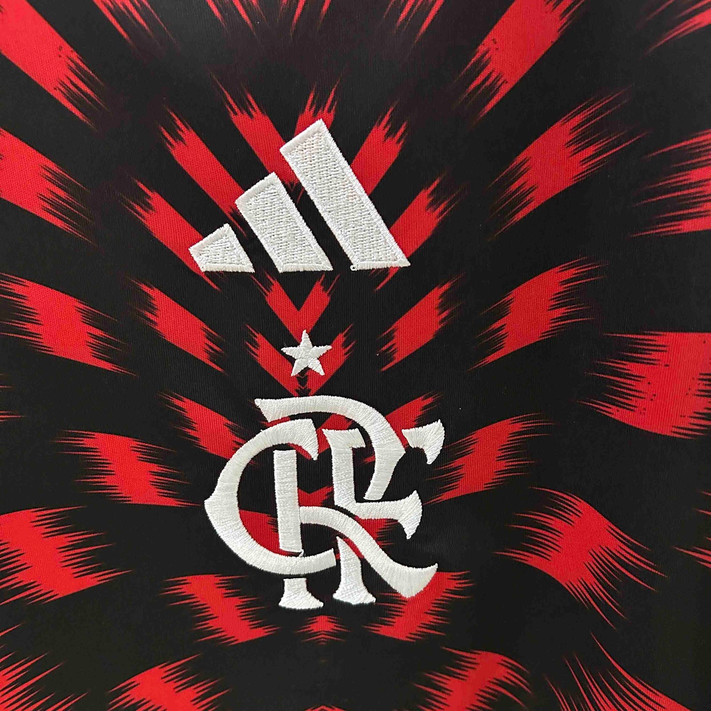 Camisola CR Flamengo 2025-26 Treino Versão Mulher