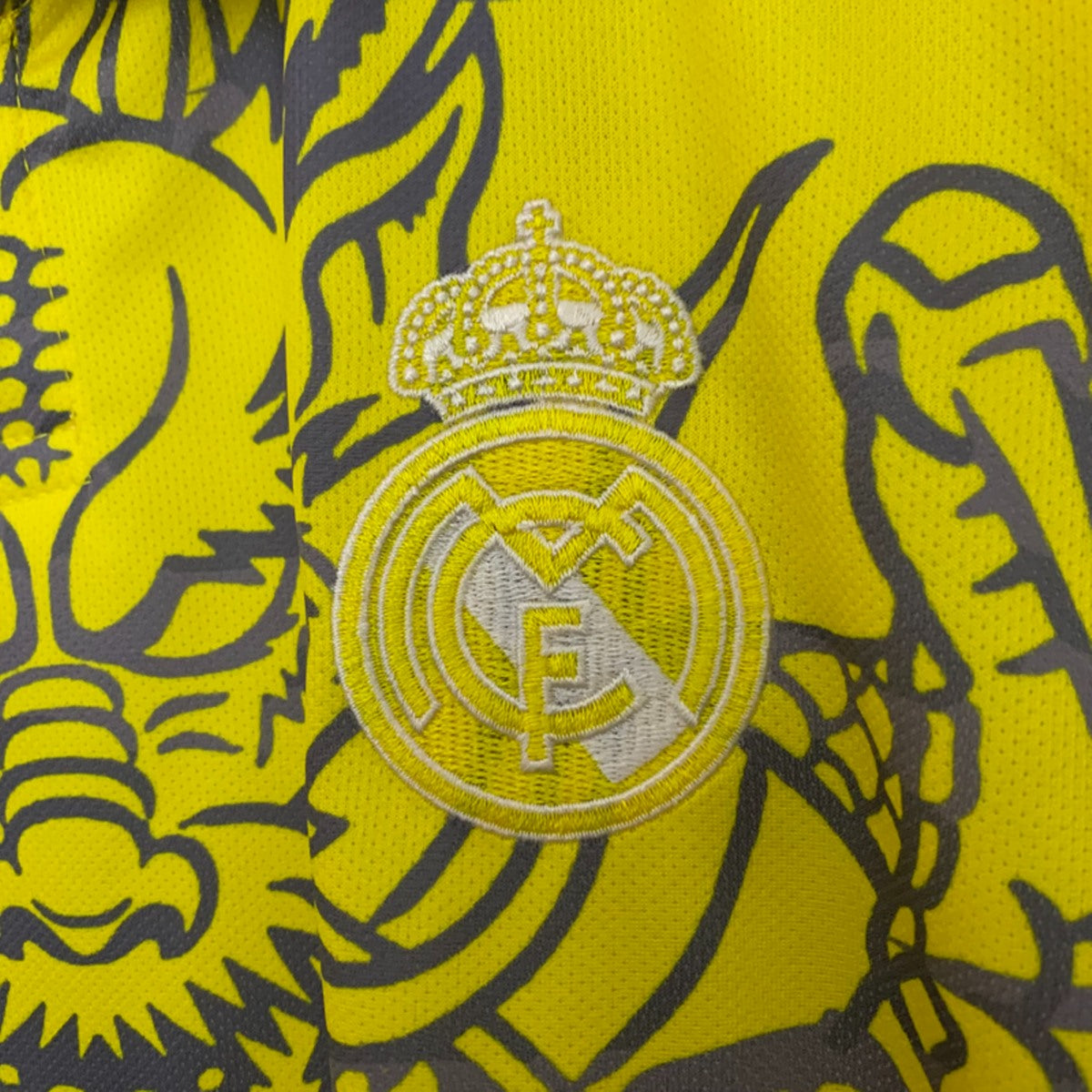Camisola Real Madrid 2025-26 Edição Especial Versão Adepto