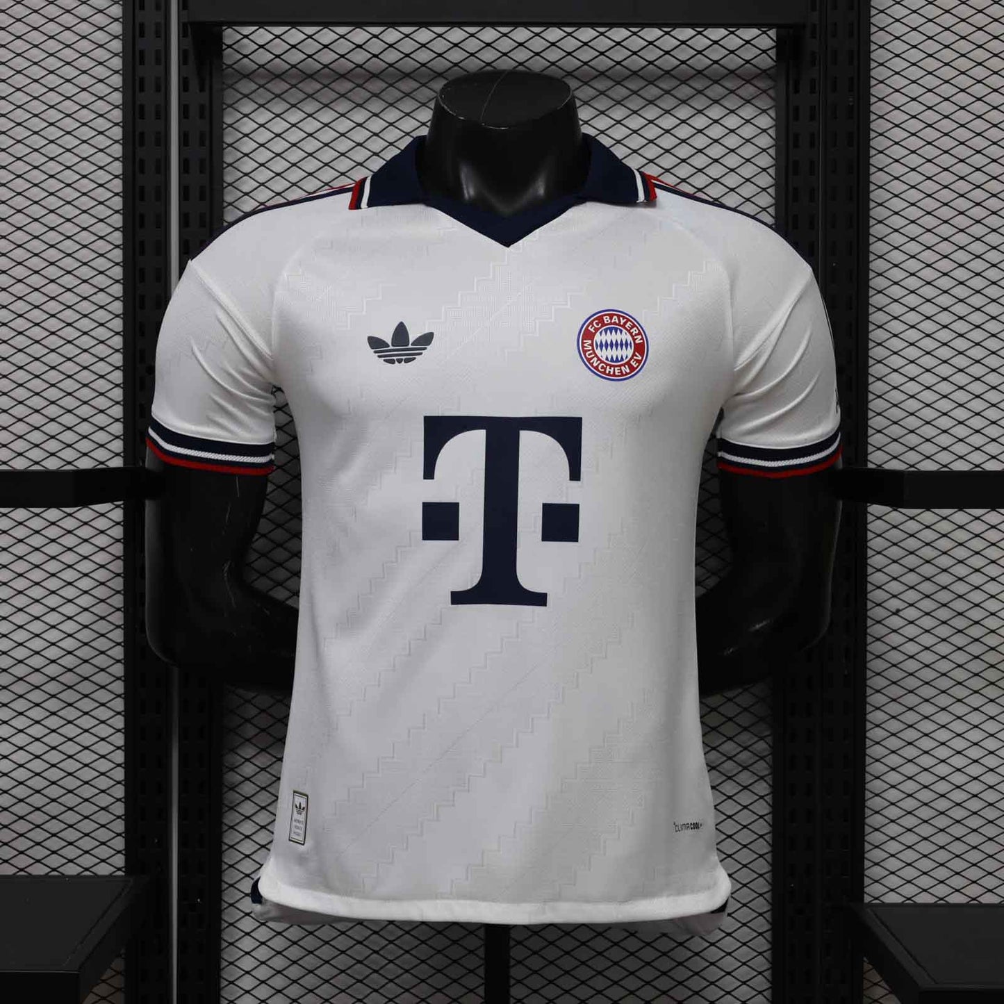 Camisola FC Bayern Munique 2026-27 Alternativa Creme Versão Jogador