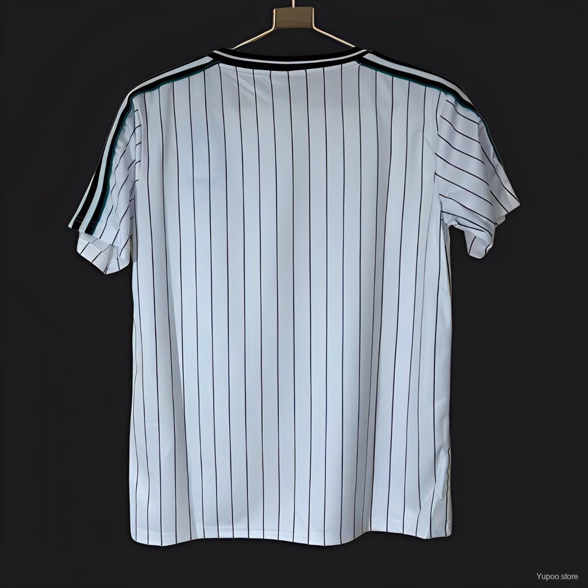 Camisola NCU 2025-26 Icon Range Travel Versão