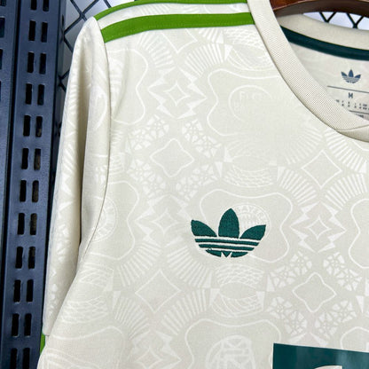 Camisola Manga Comprida FC Bayern Munique 2025-26 Edição Especial Versão Adepto