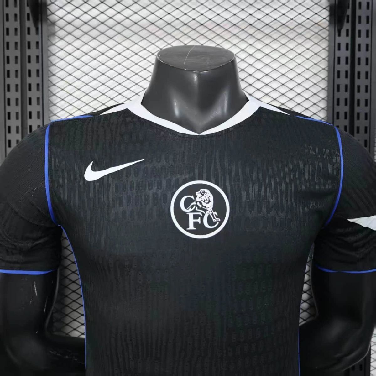 Camisola CHE 2025-26 Alternativa Preta Versão Jogador