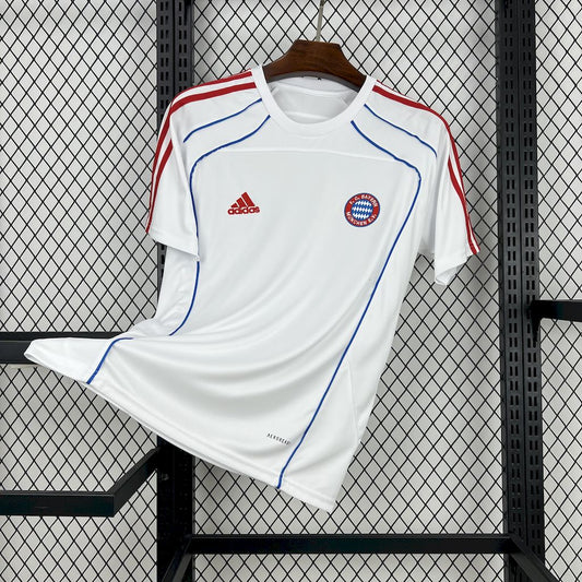 Camisola FC Bayern 2025-26 Edição Especial Versão Adepto