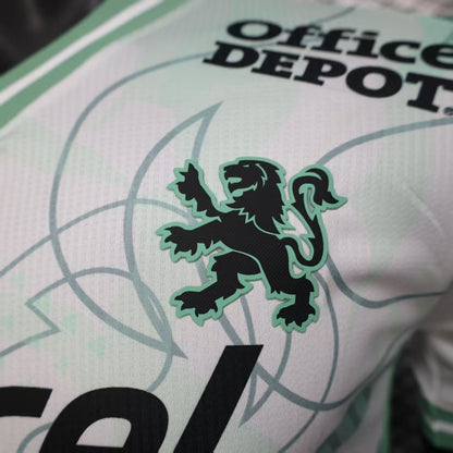 Camisola Club Leon 2025-26 Alternativa Branca Versão Jogador