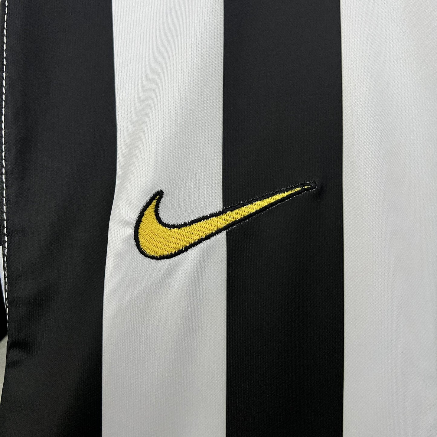 Camisola Juventus FC 2003-04 Principal