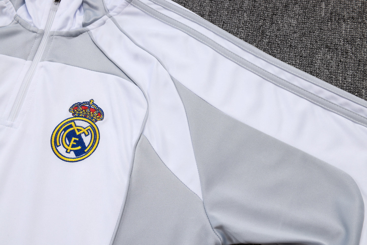 Fato de Treino Real Madrid CF 2025-26 - Camisola com Fecho