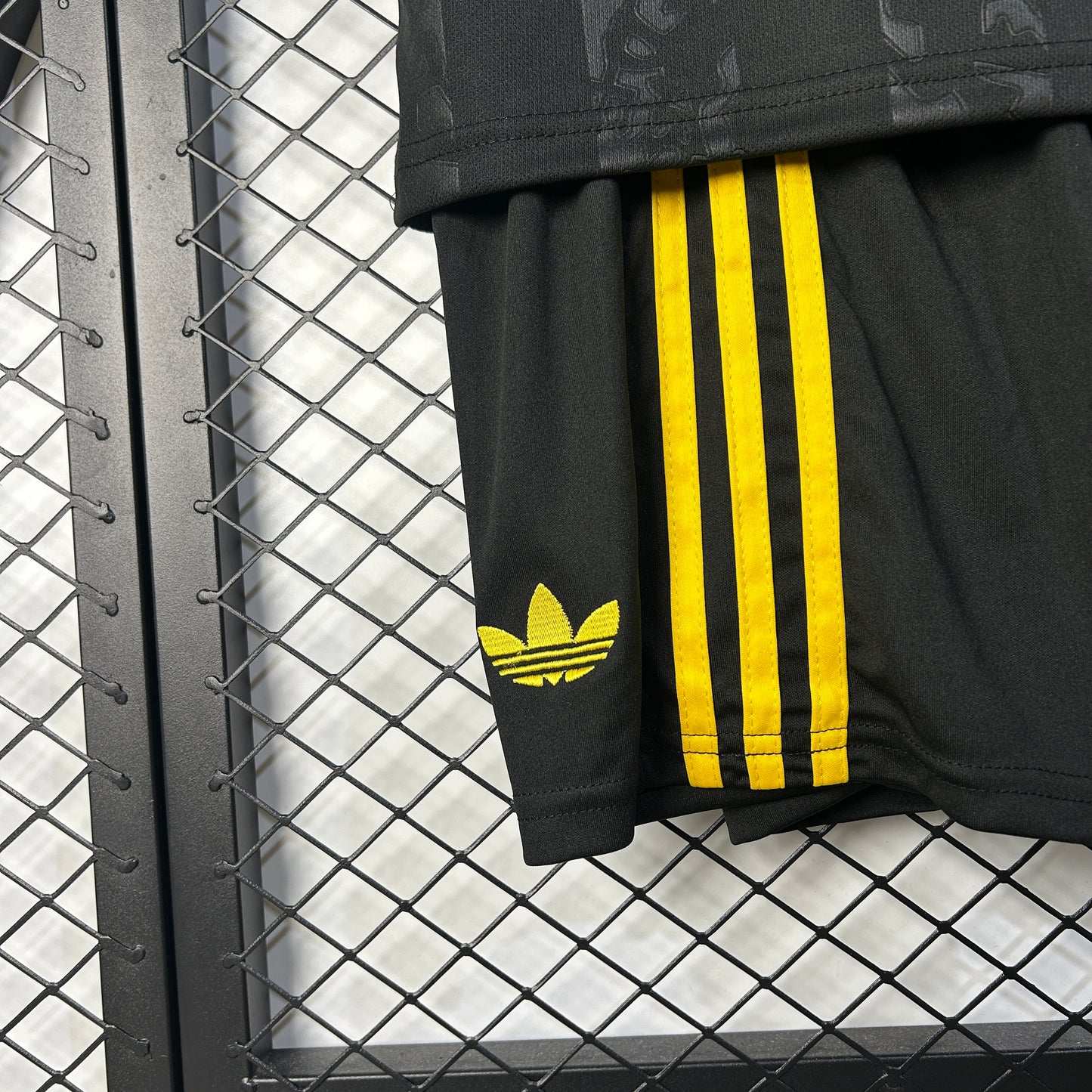 Kit Criança M-United 2025-26 Alternativo
