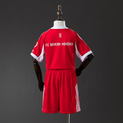 Kit Criança FC Bayern Munique 2025-26 Principal