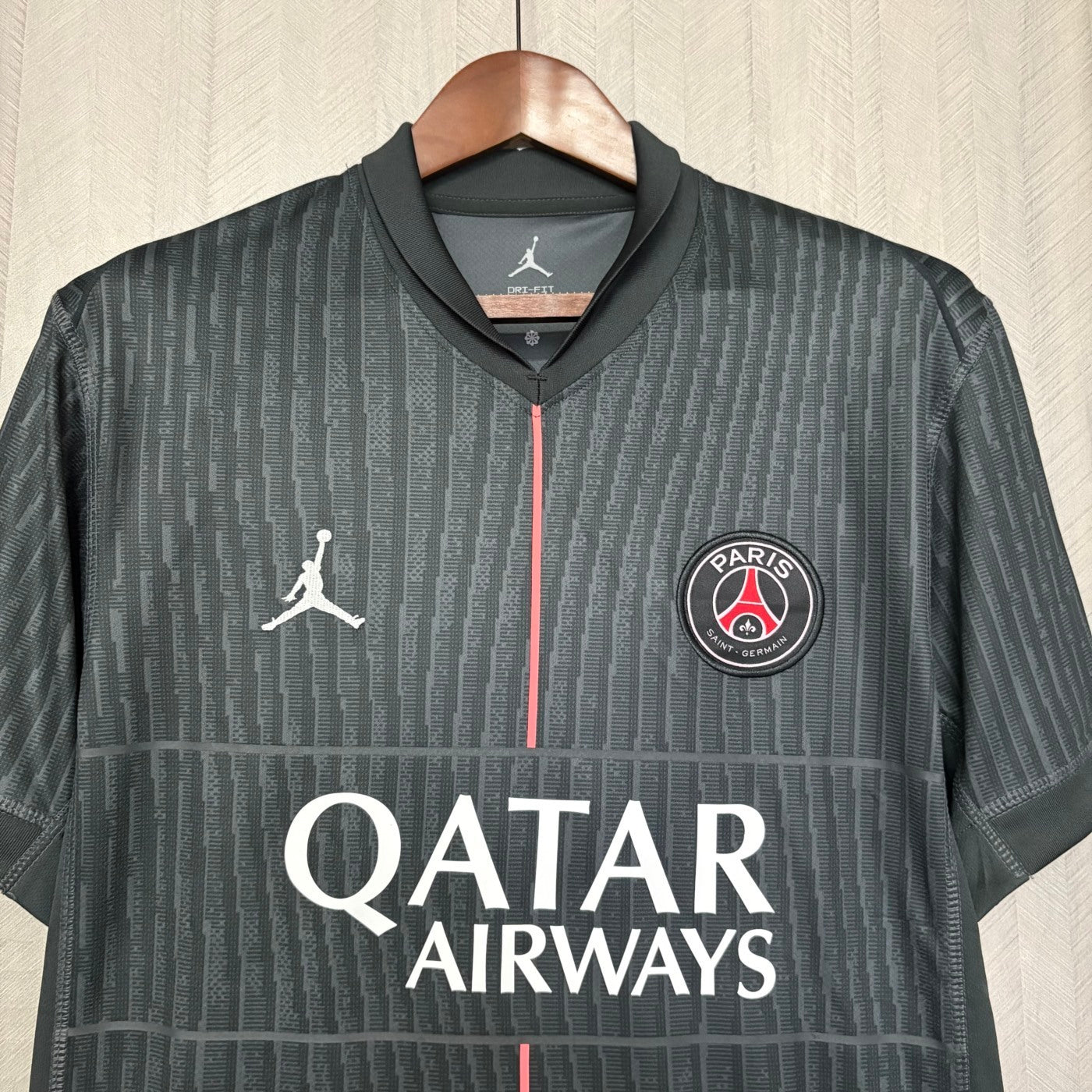 Camisola FC Paris Saint-Germain 2025-26 Alternativa Preta Versão Adepto