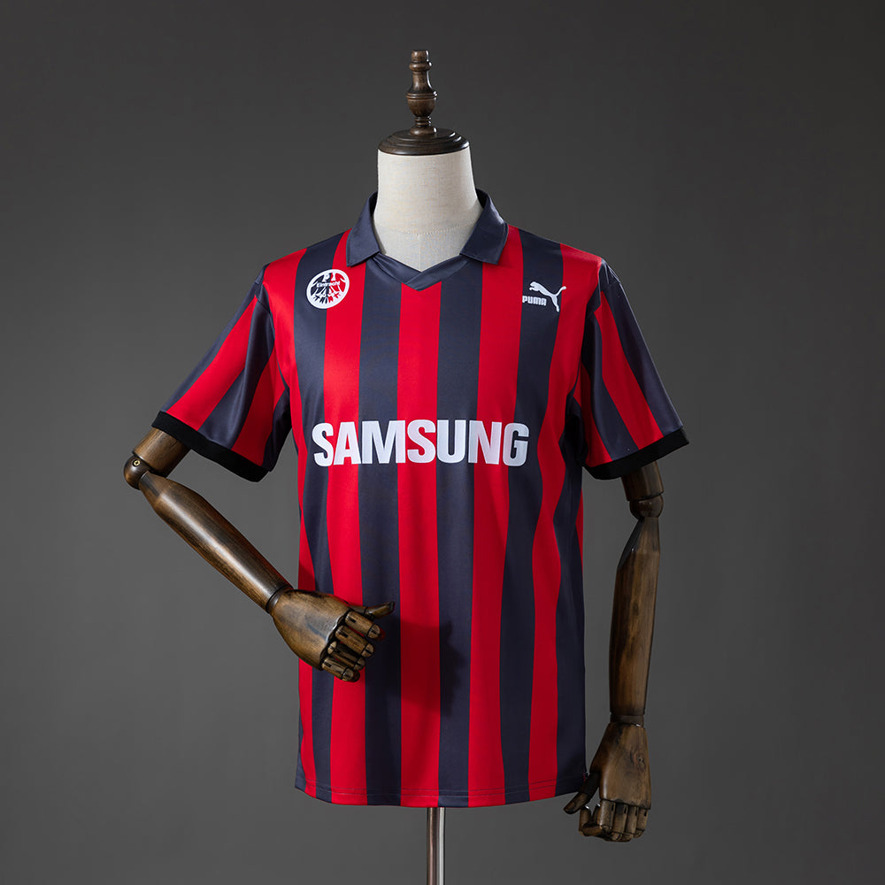 Camisola SG Eintracht Frankfurt 1991-92 Principal Versão Adepto