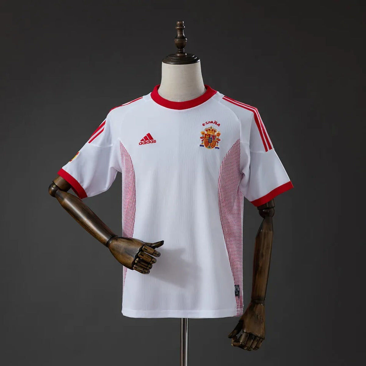 Camisola Espanha 2002 Alternativa Branca Versão Adepto