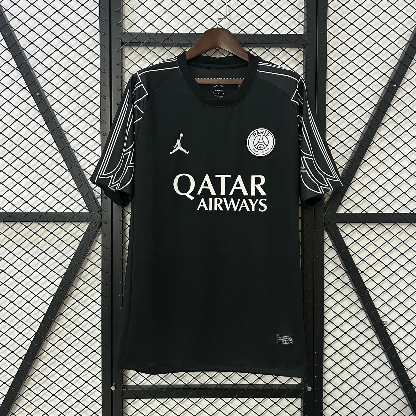 Camisola FC Paris Saint-Germain 2024-25 Alternativa Preta Versão Adepto