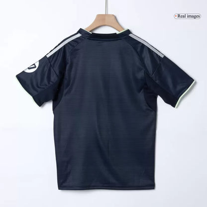 Kit Criança Real Madrid CF 2025-26 Alternativo
