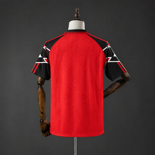 Camisola AC Milan 1997-98 Edição Especial Versão Adepto