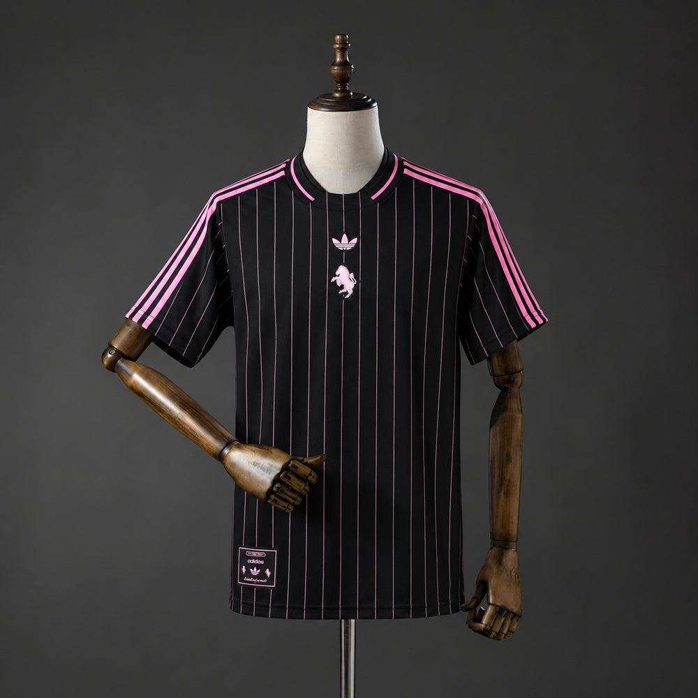 Camisola Juventus FC 2026-27 Terrace Icons Versão Adepto