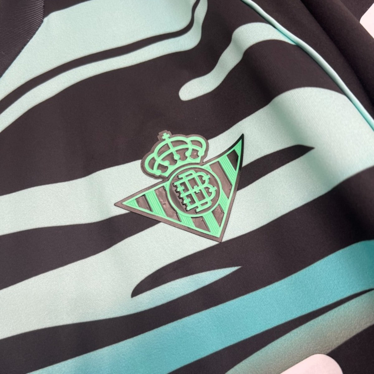 Camisola Real Bétis 2025-26 Alternativa Preta Versão Adepto