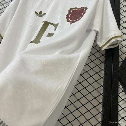 Camisola FC Bayern Munique 2025-26 Edição 125º Aniversario Versão Adepto