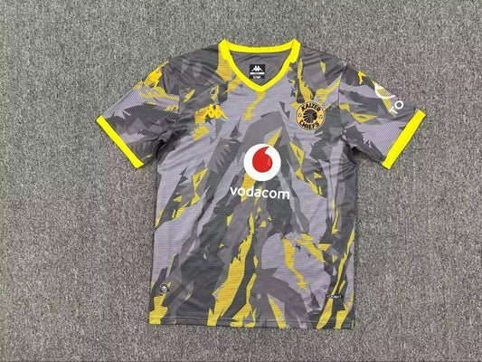 Camisola Kaizer Chiefs 2025-26 Alternativa Cinza Versão Adepto