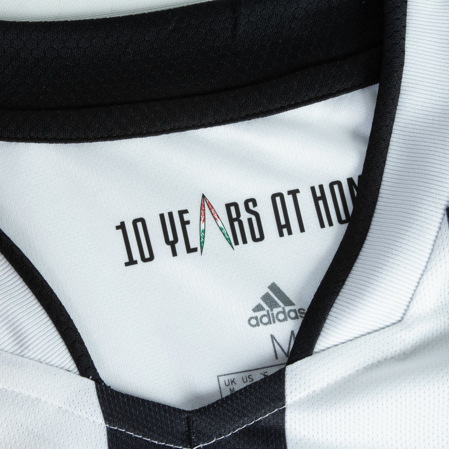 Camisola Juventus FC 2021-22 Principal CHIESA #22