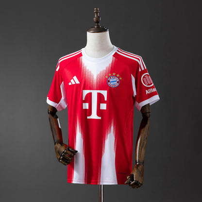 Camisola FC Bayern Munique 2025-26 Principal Versão Adepto KANE #9