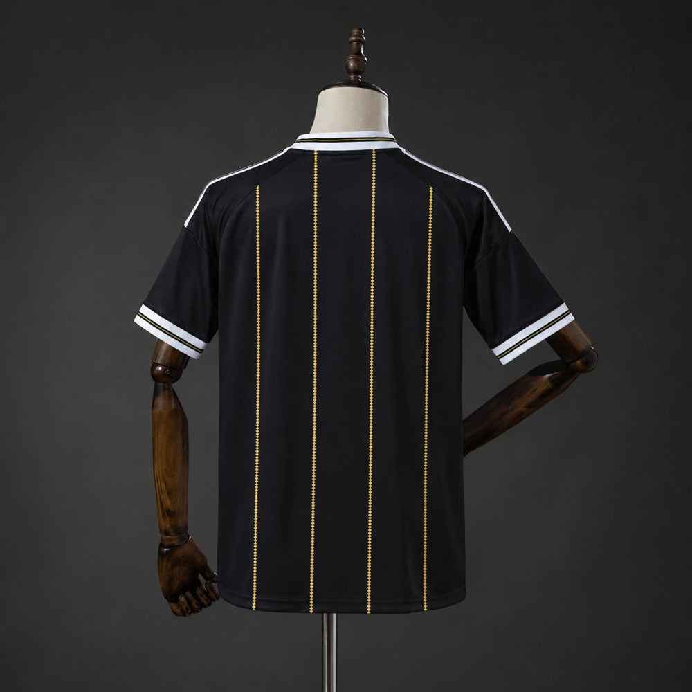 Camisola Alemanha 2026 Alternativa Preta Versão Adepto