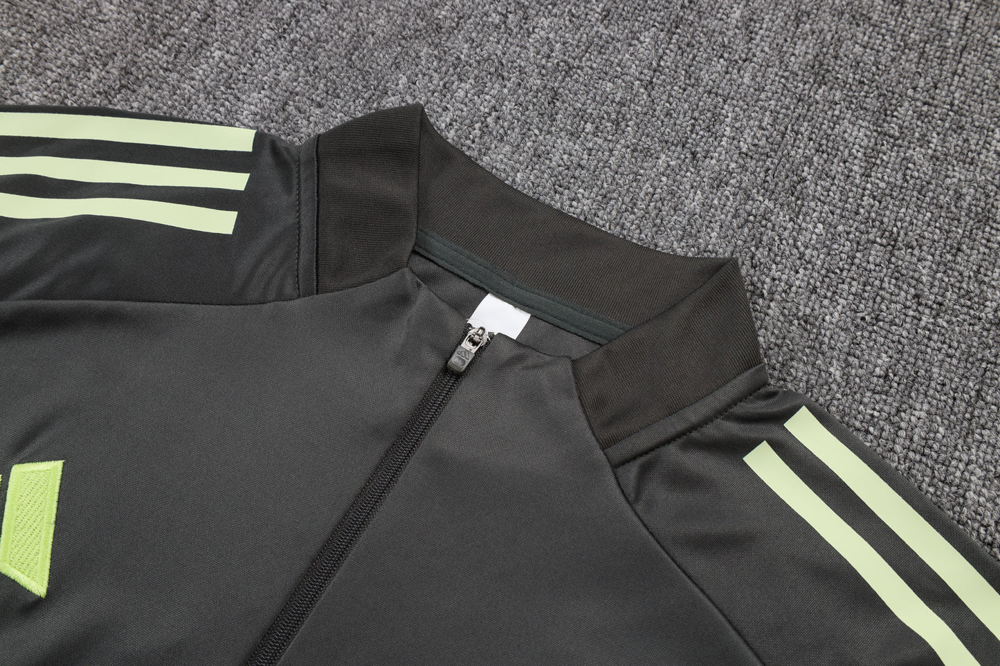 Fato de Treino Real Madrid CF 2024-25 - Camisola com Fecho