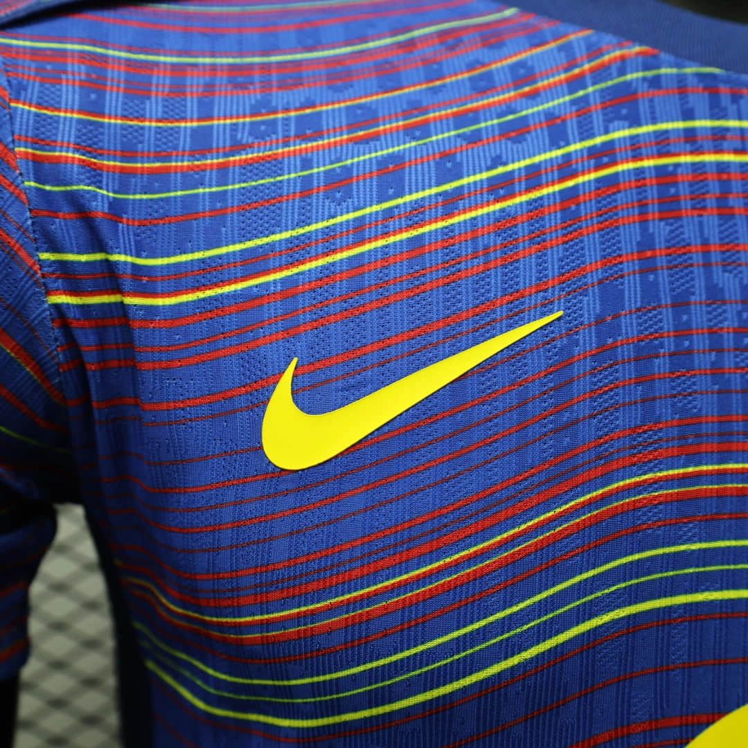 Camisola FC Barcelona 2025-26 Treino Versão Jogador