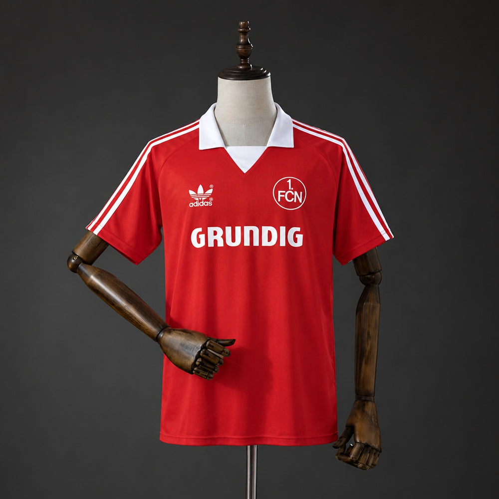 Camisola 1.FC Nuremberg 1977-78 Principal Versão Adepto