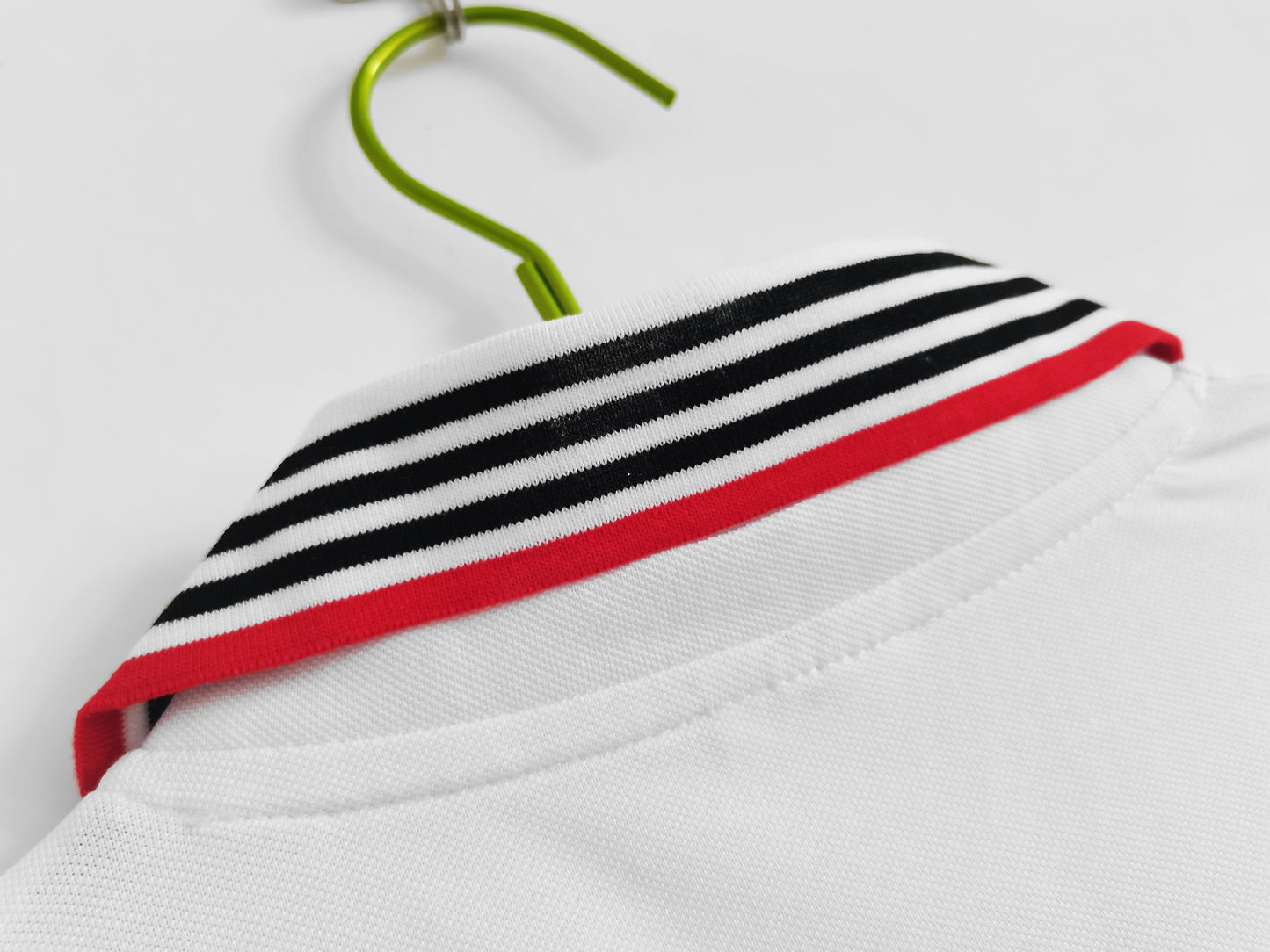 Camisola M-United 1976-77 Alternativa