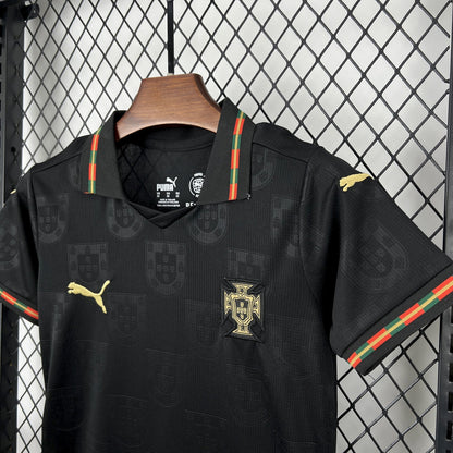 Kit Criança Portugal 2026 Edição Pantera-Negra Eusebio