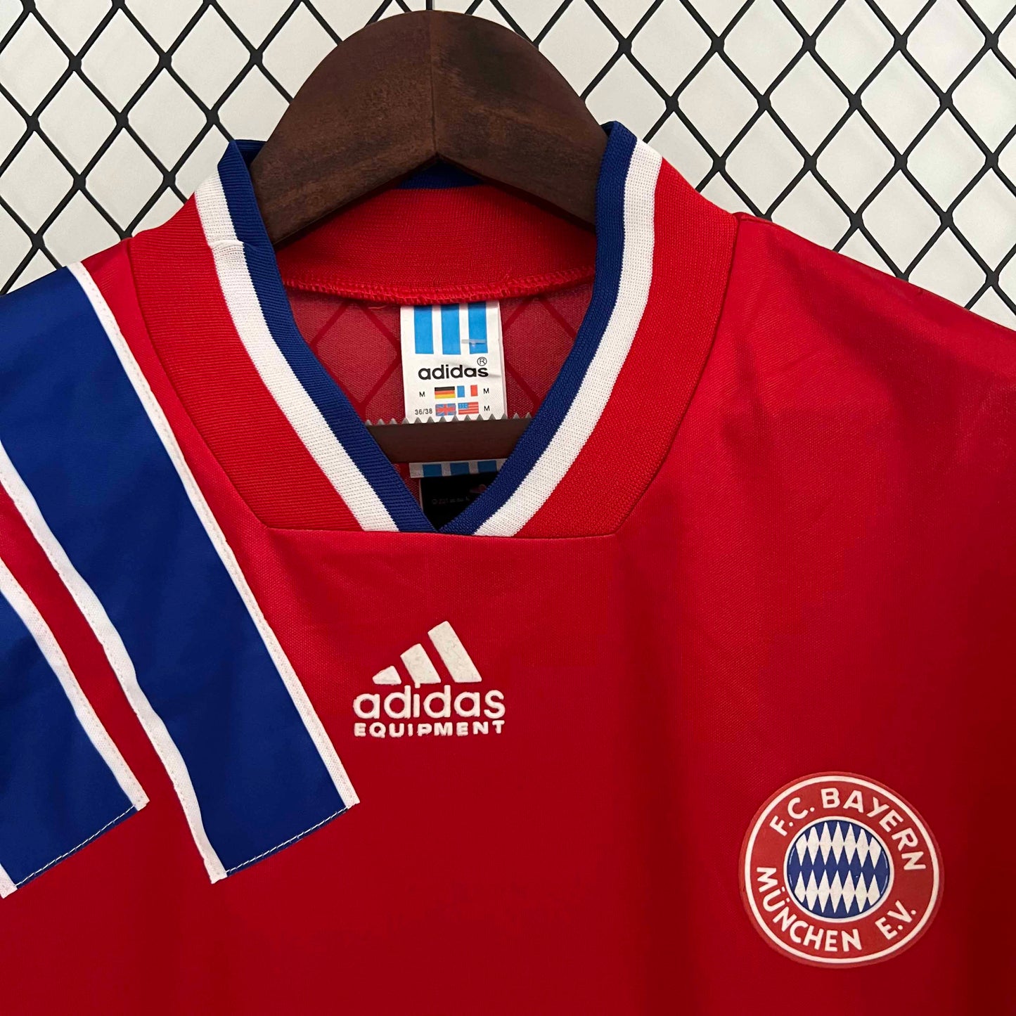 Camisola FC Bayern Munique 1993-94 Principal