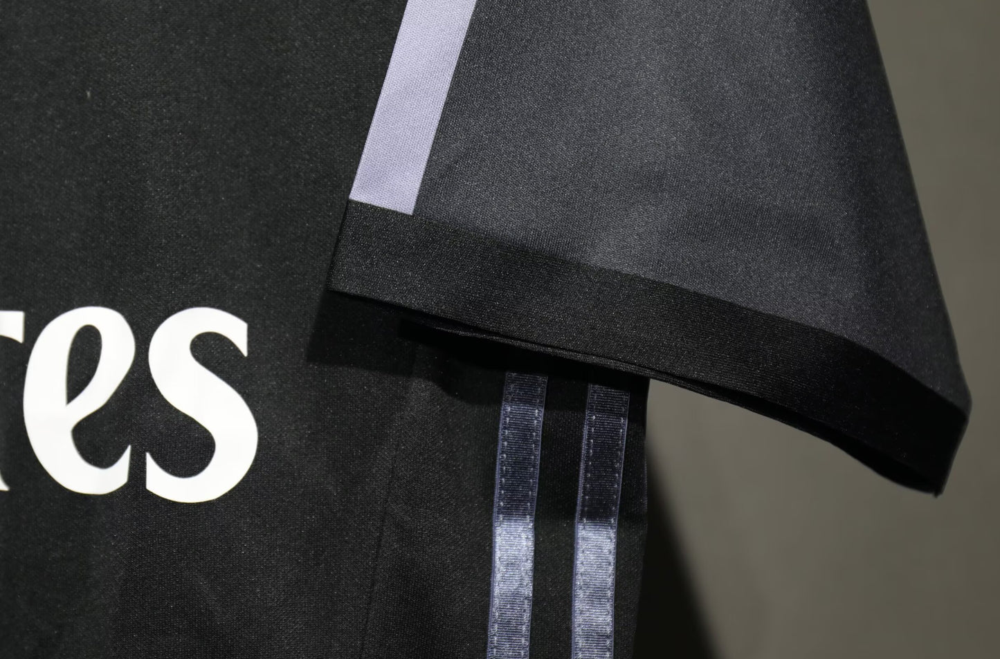 Camisola Real Madrid 2016-17 Alternativa