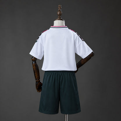 Kit Criança Real Madrid CF 2026-27 Edição Especial
