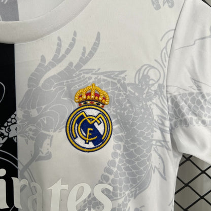 Kit Criança Real Madrid CF 2025-26 Edição Especial