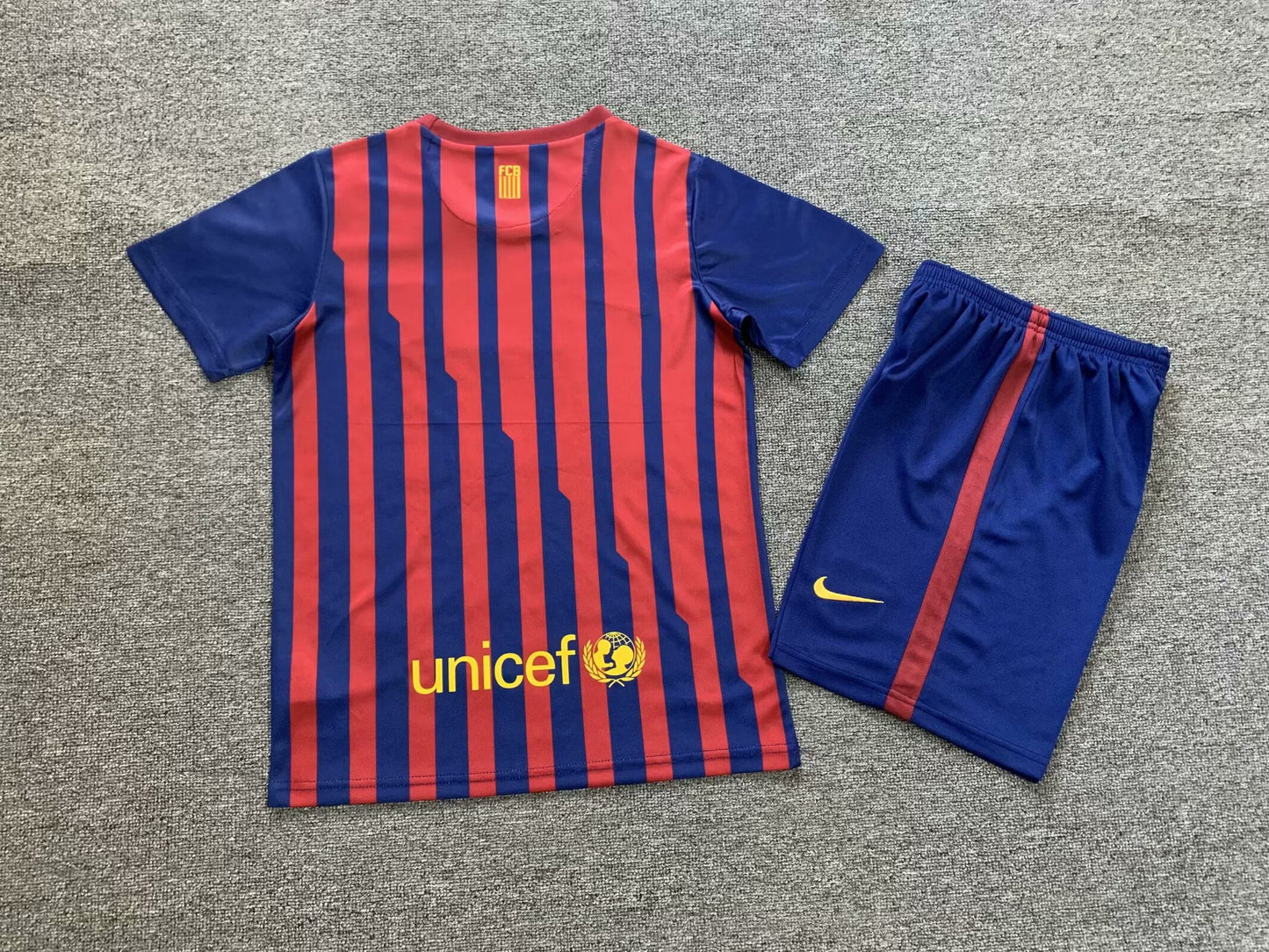 Kit Criança FC Barcelona 2011-12 Principal