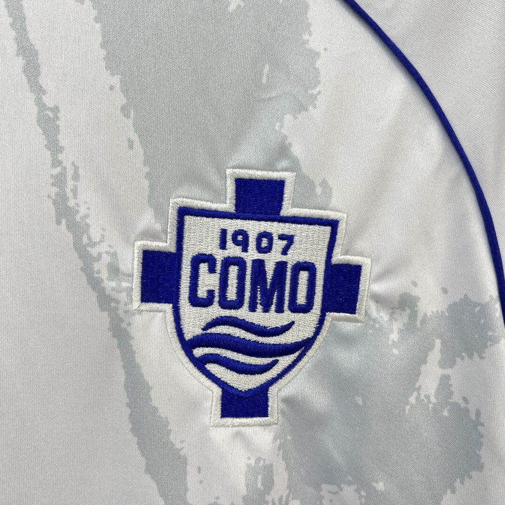 Camisola Como 1907 2025-26 Alternativa Branca Versão Adepto