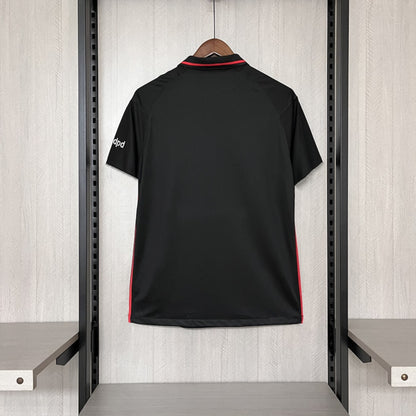 Camisola SG Eintracht Frankfurt 2022-23 Alternativa