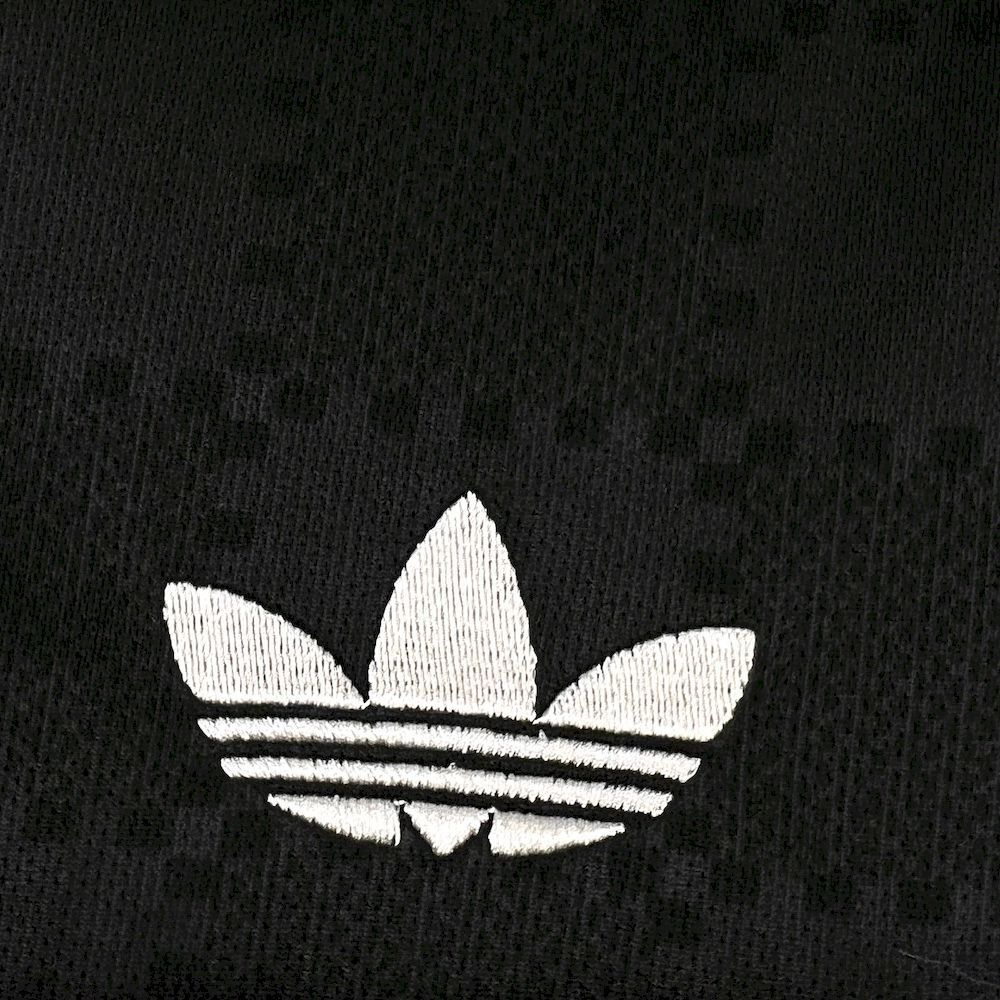 Camisola FC Bayern 2025-26 Alternativa Preta Versão Adepto