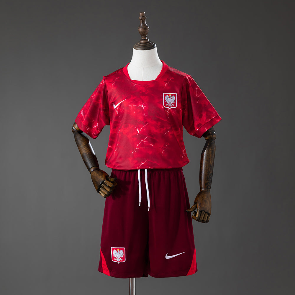 Kit Criança Polonia 2026 Alternativo