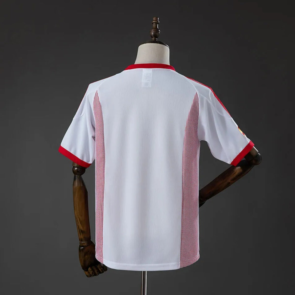 Camisola Espanha 2002 Alternativa Branca Versão Adepto